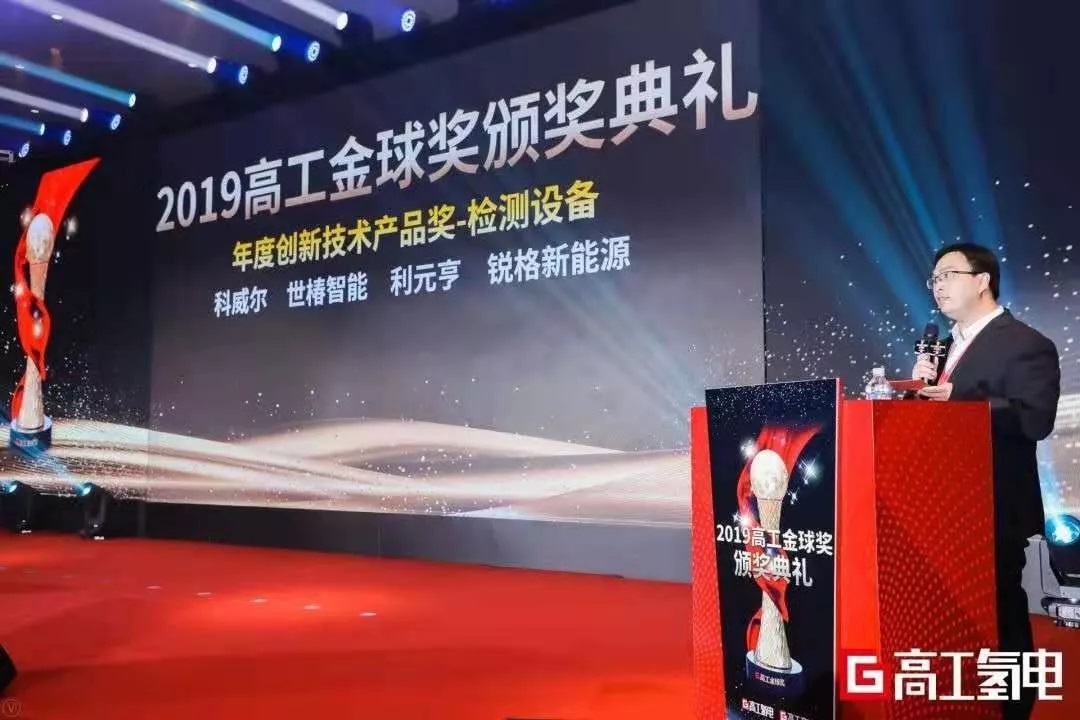 ��˹��--ȫ�����ݻ�����Ϸƽ̨