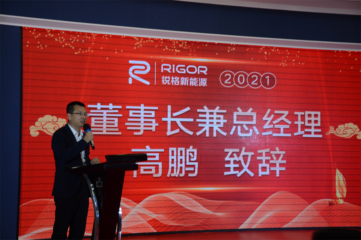 ��˹��--ȫ�����ݻ�����Ϸƽ̨