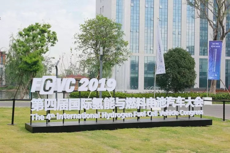 ��˹��--ȫ�����ݻ�����Ϸƽ̨