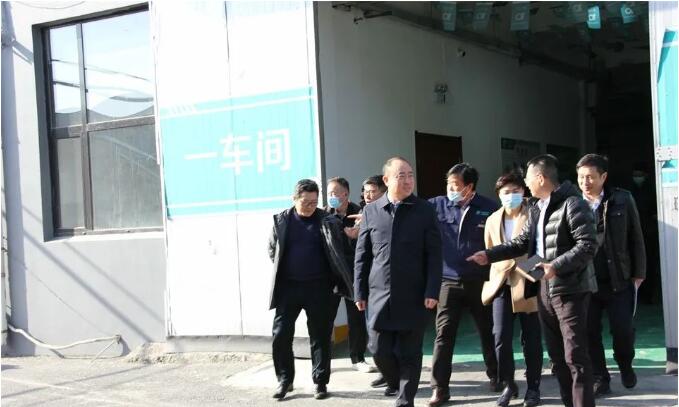 ��˹��--ȫ�����ݻ�����Ϸƽ̨