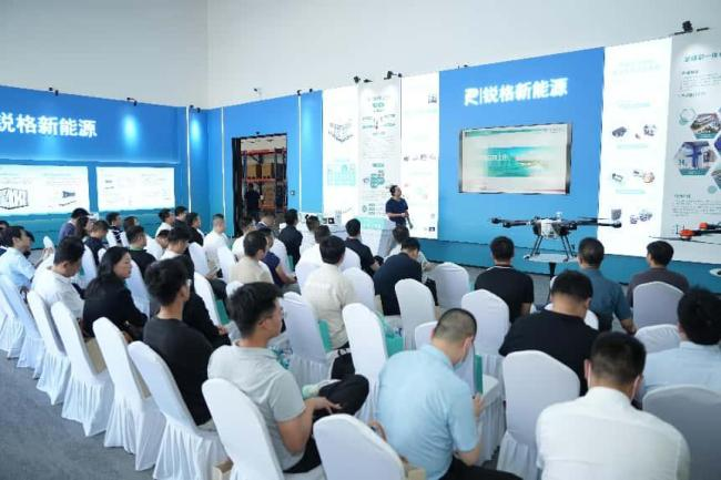 ��˹��--ȫ�����ݻ�����Ϸƽ̨